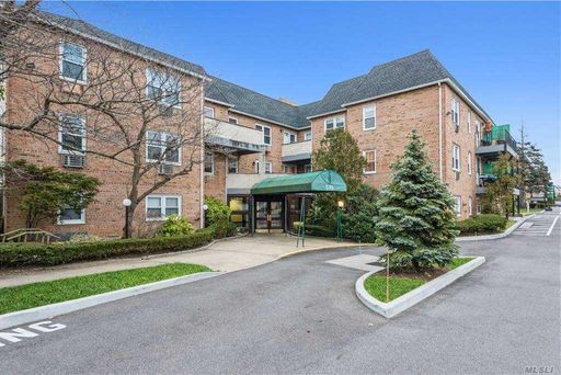 Image 1 of 21 for 570 Broadway #29A in Long Island, Lynbrook, NY, 11563