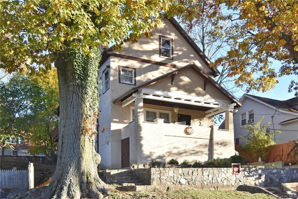32 N Goodwin Avenue in Westchester, Greenburgh, NY 10523