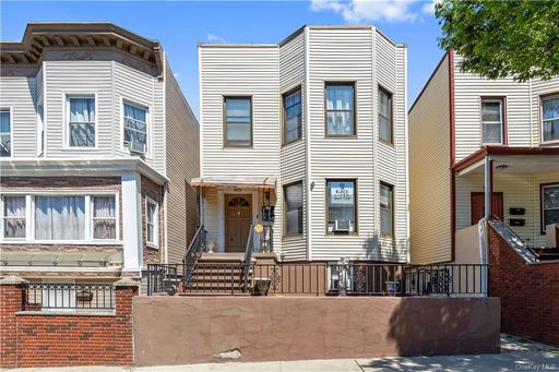 Image 1 of 30 for 833 Kinsella Street in Bronx, NY, 10462