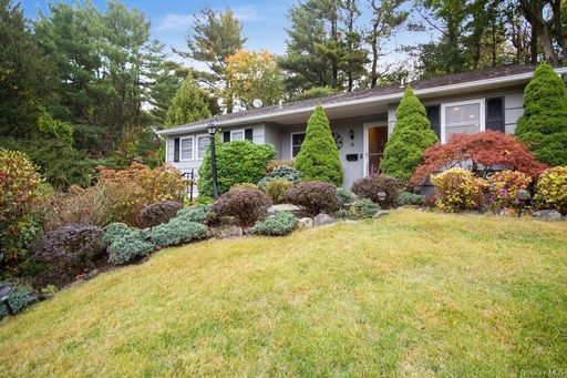 Image 1 of 31 for 6 Hazelton Circle in Westchester, Briarcliff Manor, NY, 10510