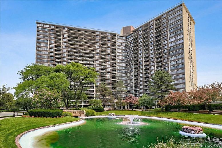 2 Bay Club Drive #11A