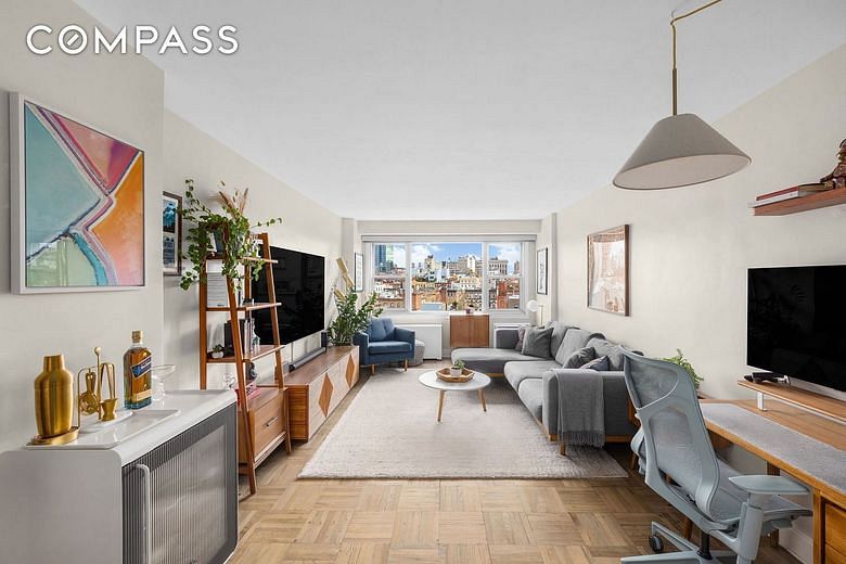 2 Charlton Street #10F