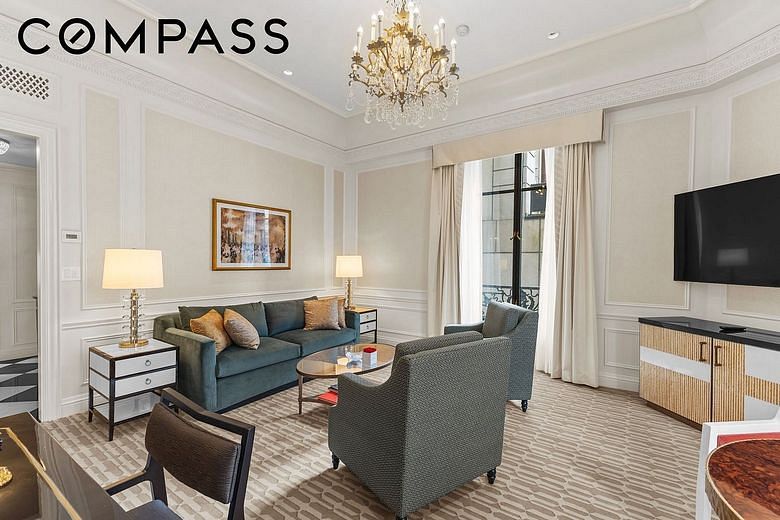 2 East 55th Street #821W18