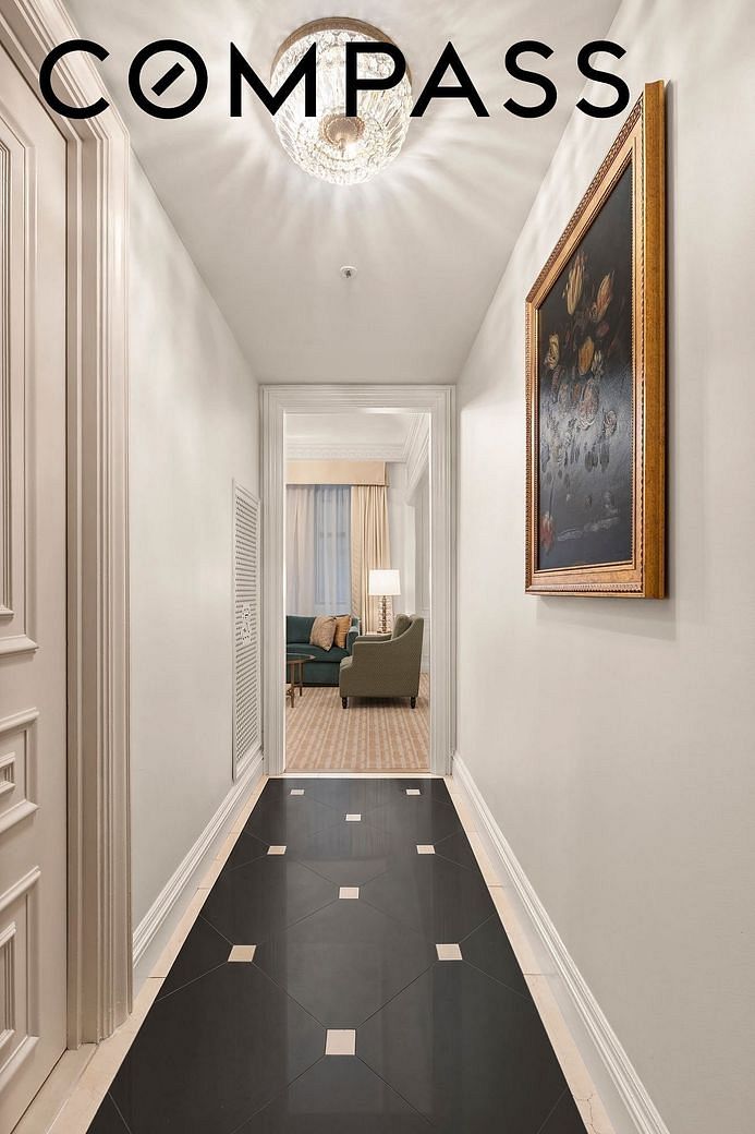 2 East 55th Street #822W31