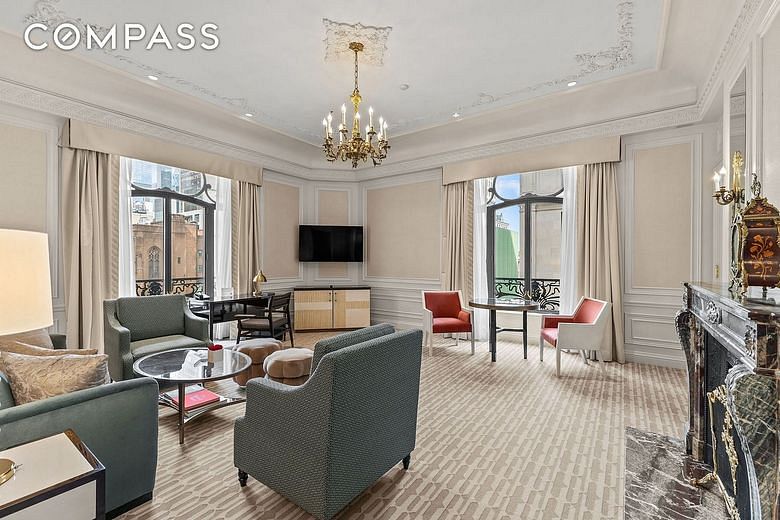 2 East 55th Street #918W17