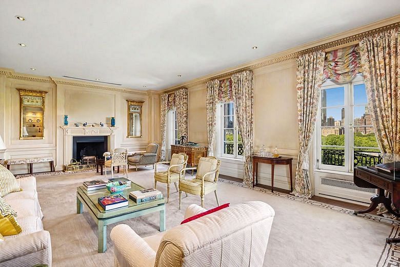 2 East 70th Street #10A
