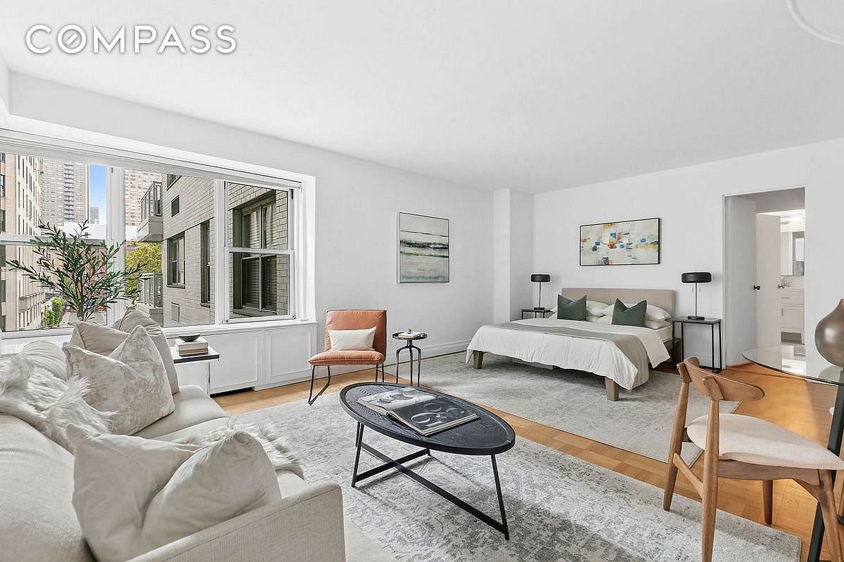 Image 1 of 12 for 2 Fifth Avenue #5B in Manhattan, New York, NY, 10011