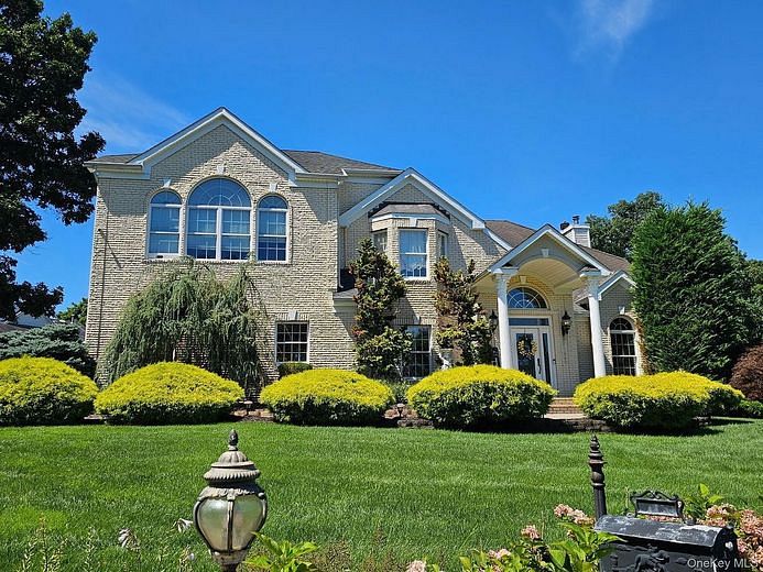 2 Hamilton Place