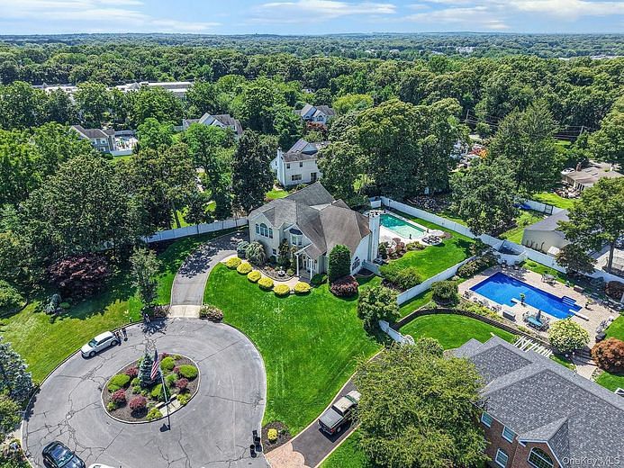 2 Hamilton Place