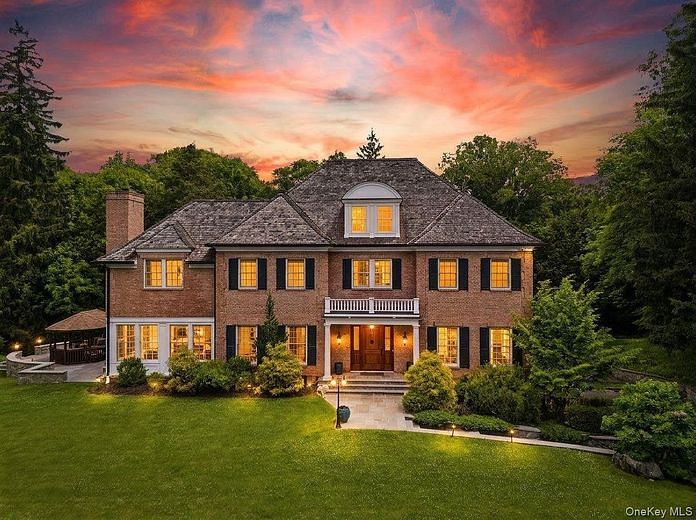 2 Heathcote Drive
