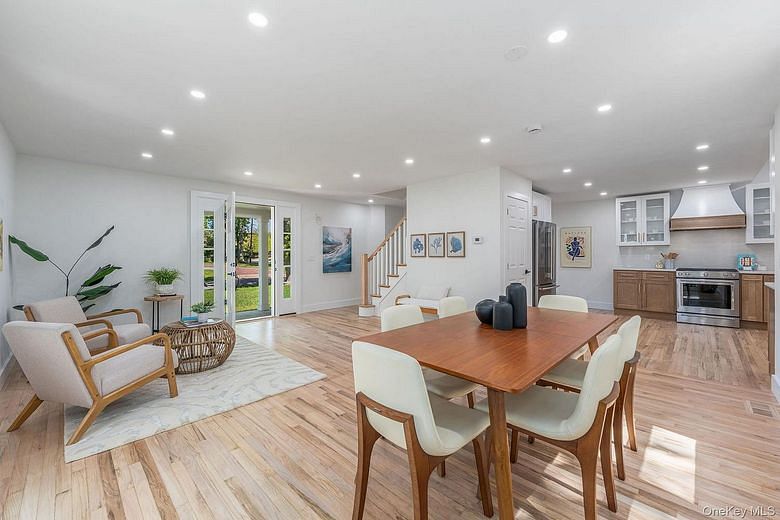 2 Heather Drive