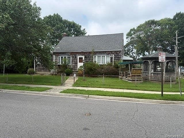 2 Ivy Street