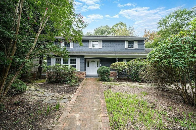 2 Jefferson Court