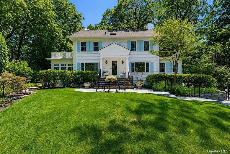 2 Kaiser Hill Road