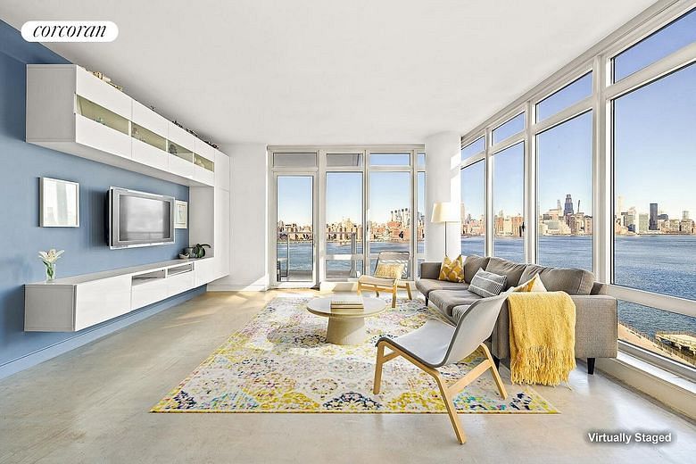 2 Northside Piers #10K