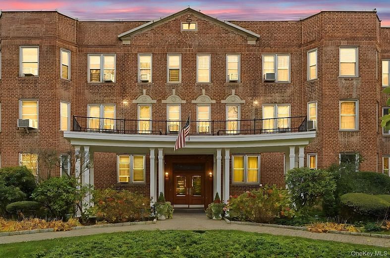 2 Overlook Road #3C3