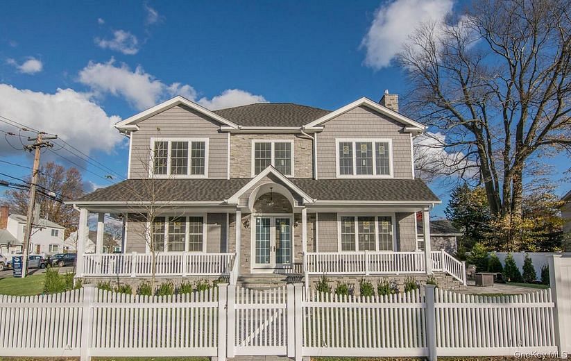 2 Seaman Rd