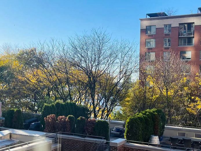 2 South End Avenue #5T