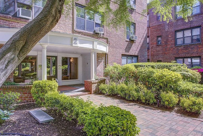 2 Town House Place #2-H