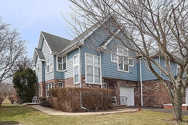 20-22 Broadlawn Drive