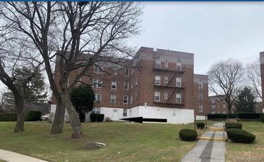 Image 1 of 18 for 20 Davenport Avenue #GRND in Westchester, New Rochelle, NY, 10805