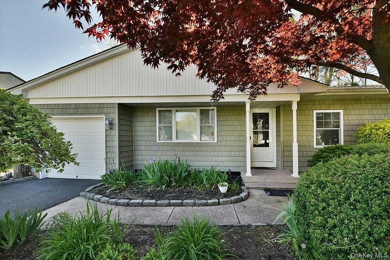 20 Dumond Place