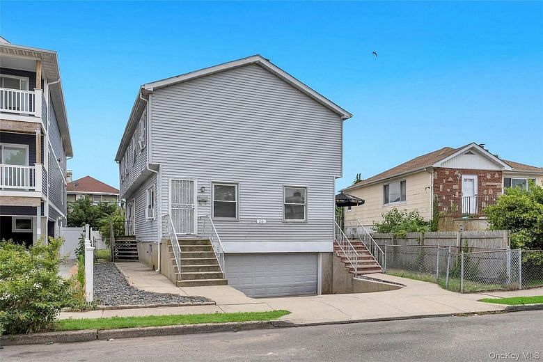 20 E Pine Street
