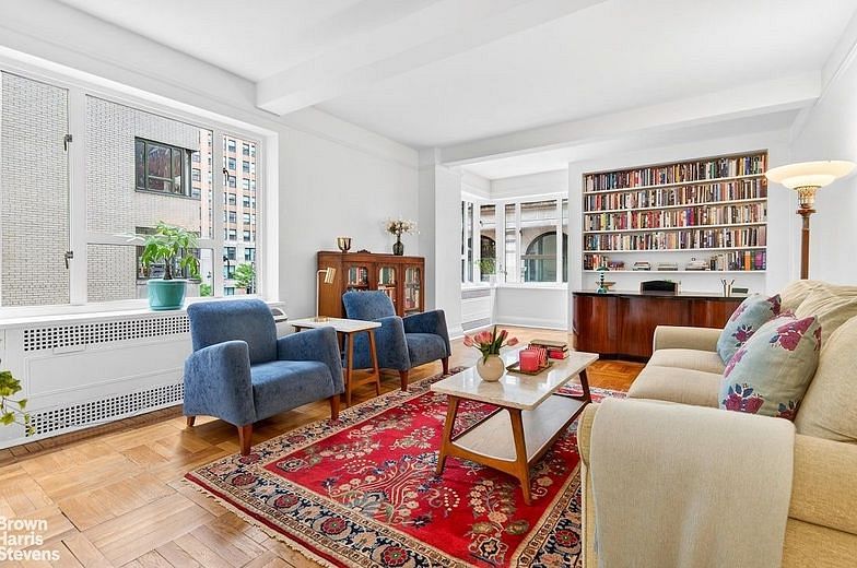 20 East 35th Street #3N