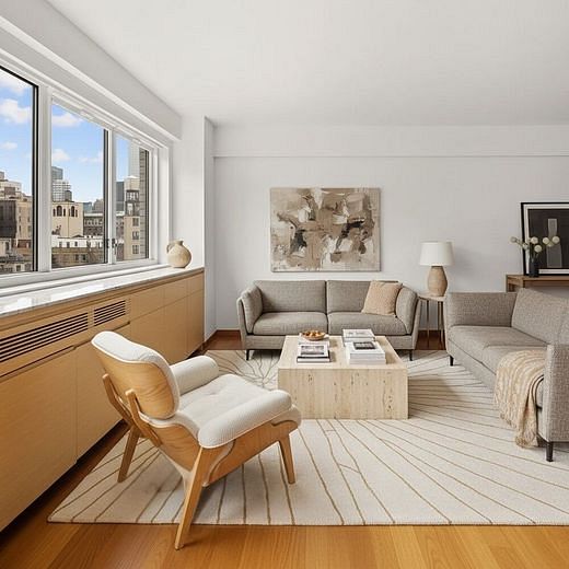 20 East 68th Street #10DE