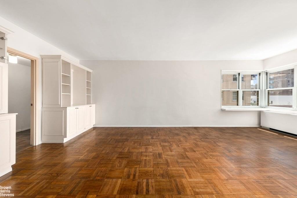 Image 1 of 11 for 20 East 9th Street #12N in Manhattan, New York, NY, 10003