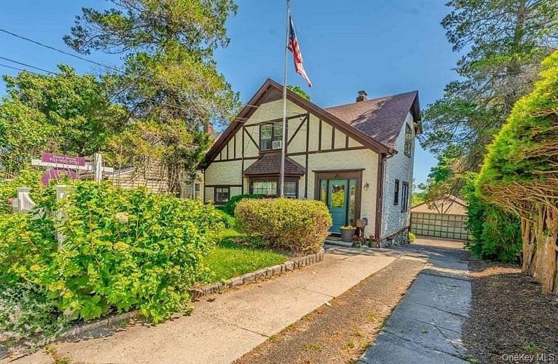 20 Hillside Avenue