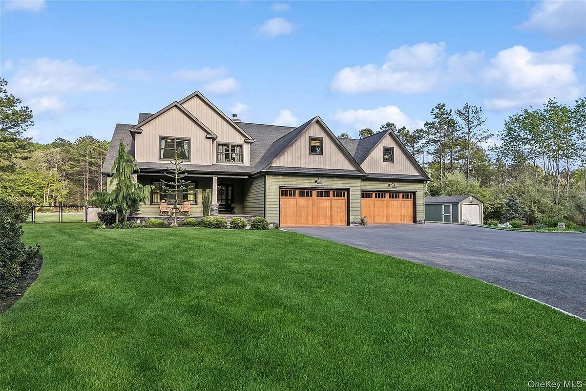 Image 1 of 48 for 20 Jonah Road in Long Island, Brookhaven, NY, 11764