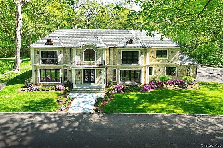 20 Knollwood Road
