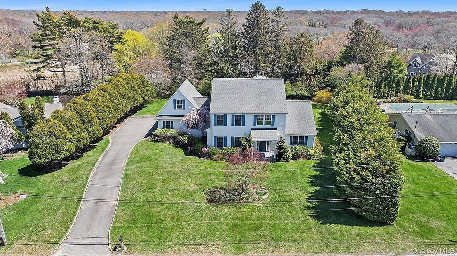 20 Overlook Drive