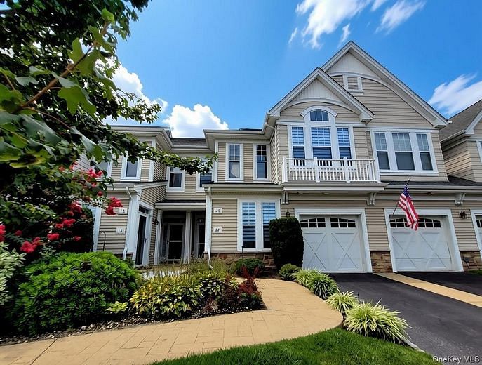 20 Sonata Court