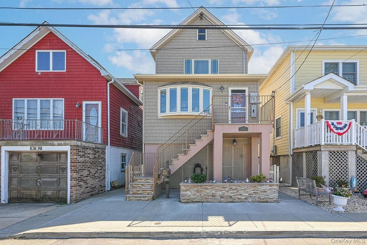 Image 1 of 35 for 20 W 18th Road in Queens, New York, NY, 11693