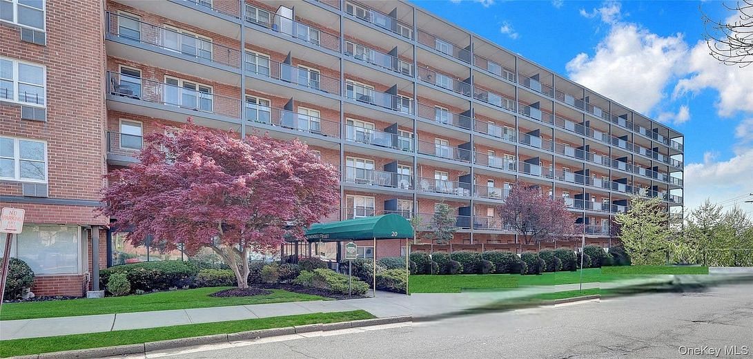 20 Wendell Street #26E