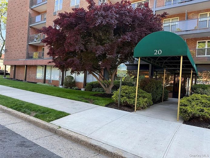 20 Wendell Street #34E