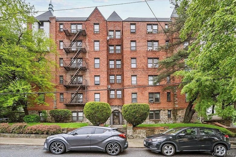 20 William Street #4F