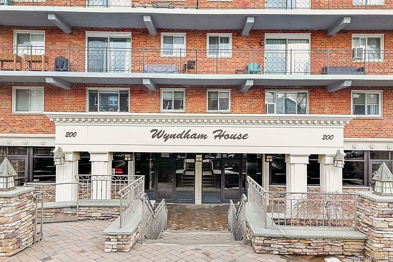 200 Atlantic Avenue #417