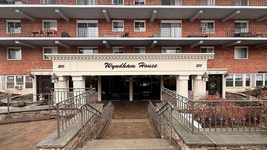 200 Atlantic Avenue #417
