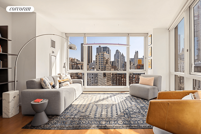 200 Chambers Street #14G