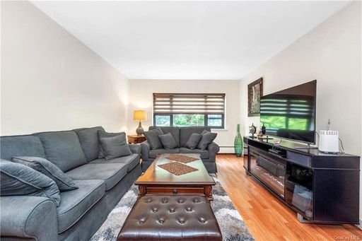 Image 1 of 20 for 200 Diplomat Drive #6E in Westchester, Mount Kisco, NY, 10549