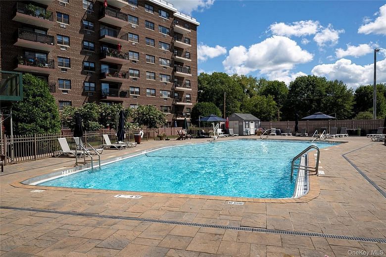 200 Diplomat Drive #8B