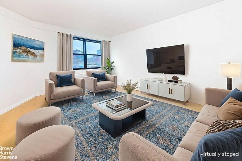 200 East 27th Street #11L