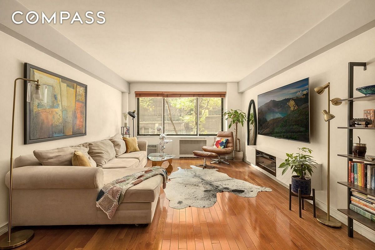 Image 1 of 10 for 200 East 36th Street #2C in Manhattan, New York, NY, 10016