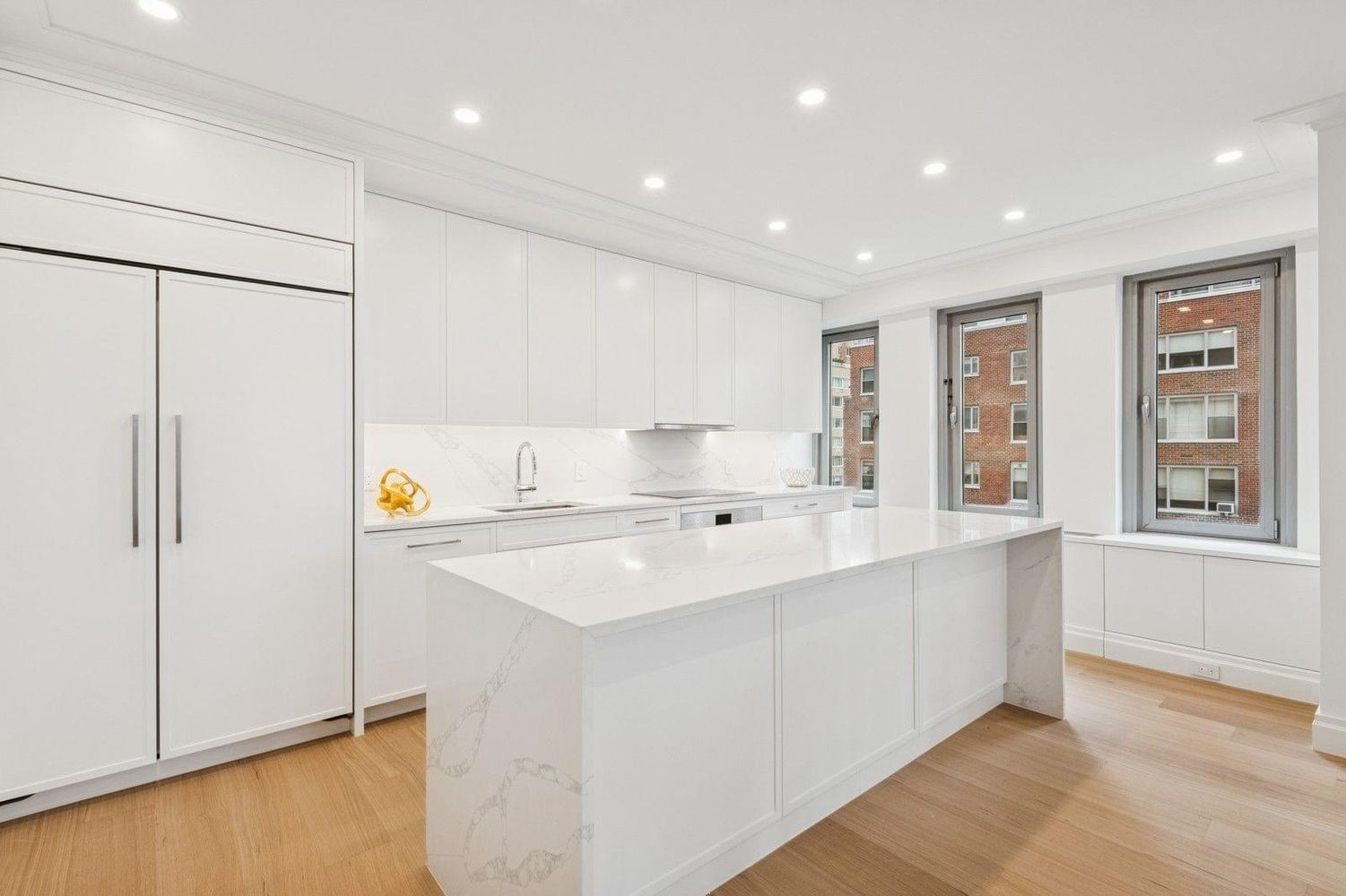 Image 1 of 13 for 200 East 62nd Street #12B in Manhattan, NY, 10065