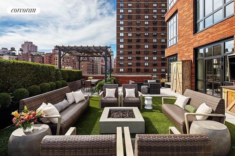 200 East 95th Street #8A