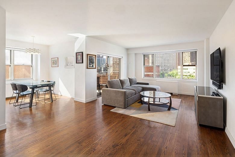 200 East End Avenue #7B