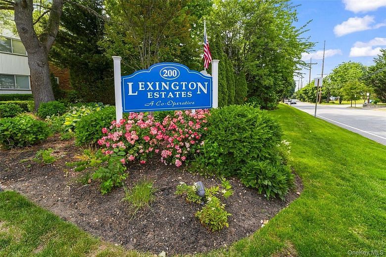 200 Lexington Ave #12E